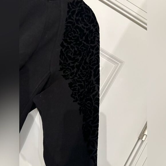 Lululemon Floral Flock Pullover - Picture 4 of 6